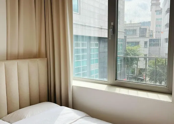 Premium Samsung 5 Min To Subway & Coex Freeparking Brandnew Elevator * Séoul