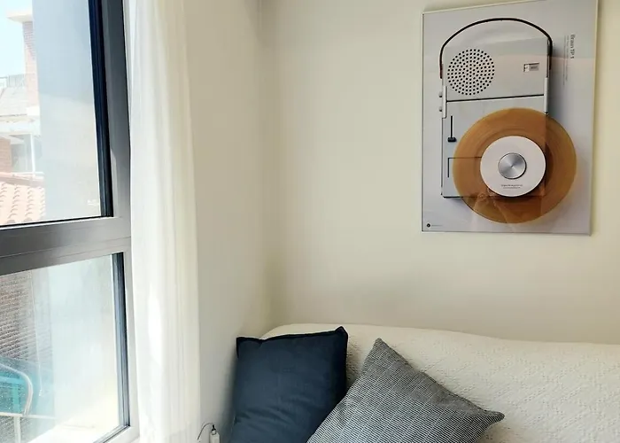 Premium Samsung 5 Min To Subway & Coex Freeparking Brandnew Elevator Appartement