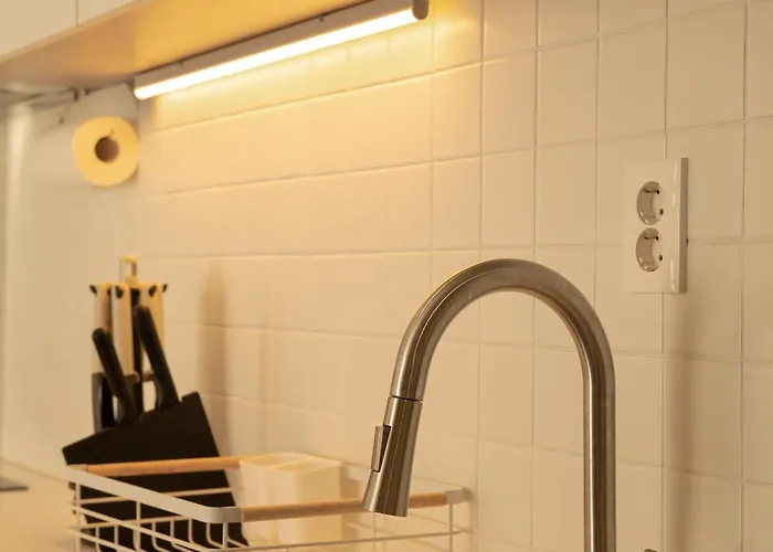 Premium Samsung 5 Min To Subway & Coex Freeparking Brandnew Elevator Appartement *