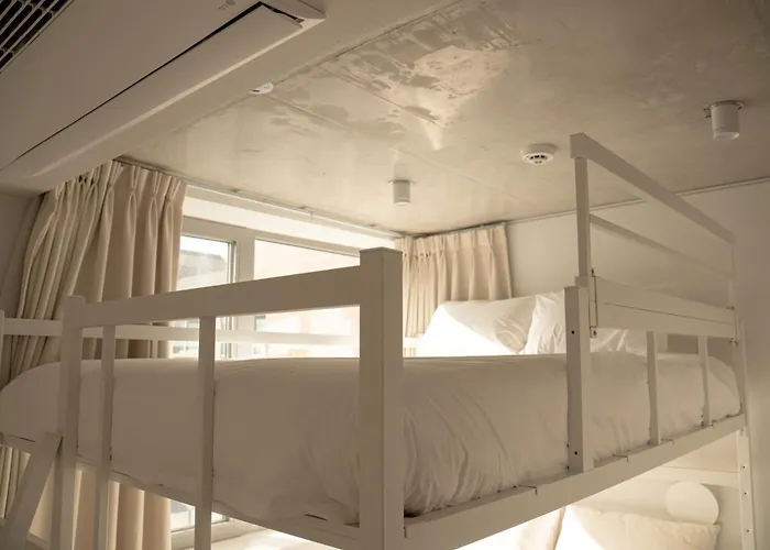 Premium Samsung 5 Min To Subway & Coex Freeparking Brandnew Elevator *
